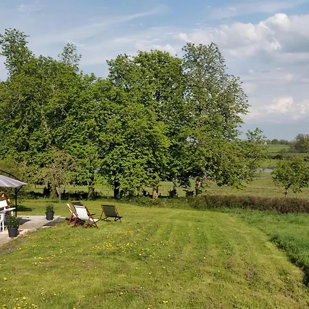 De Campagne Paisible Au Coeur De La Nature